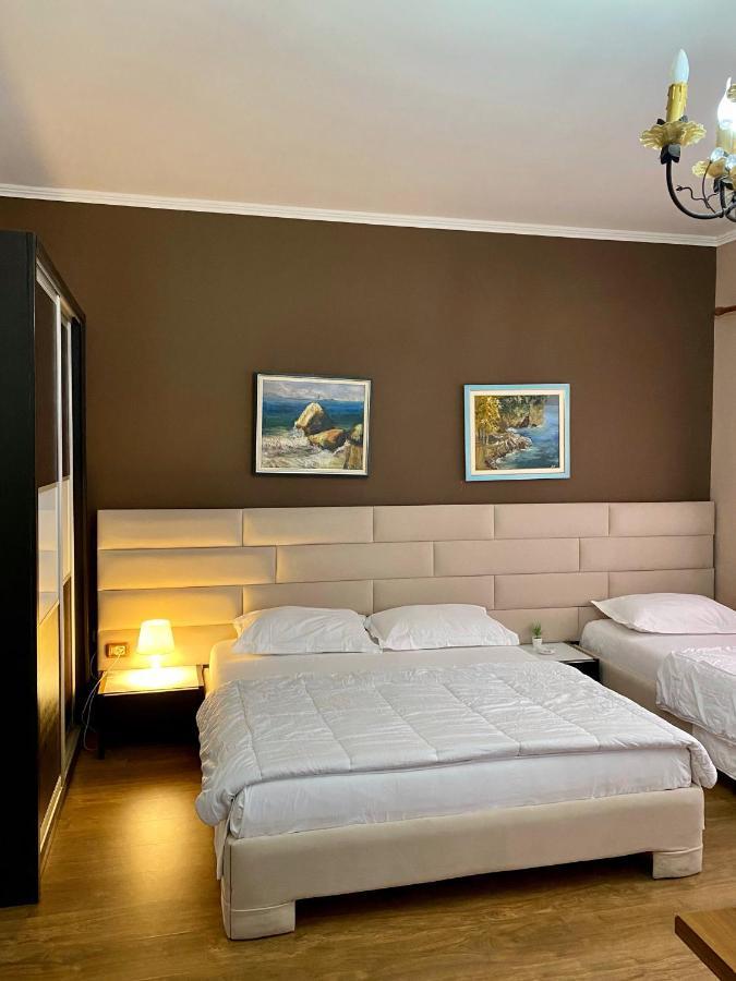 Hotel Bojko Vlore Exterior photo
