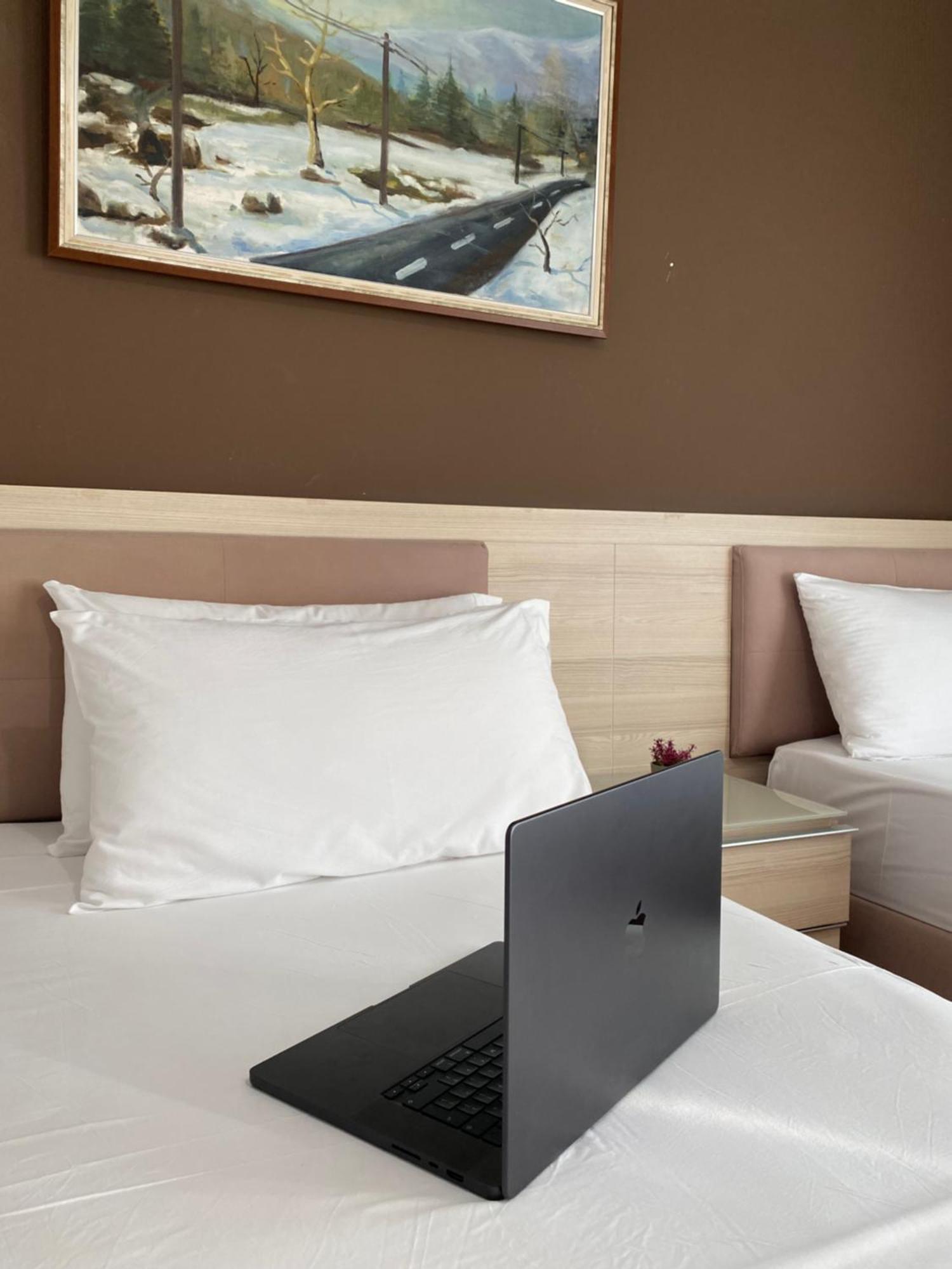 Hotel Bojko Vlore Exterior photo